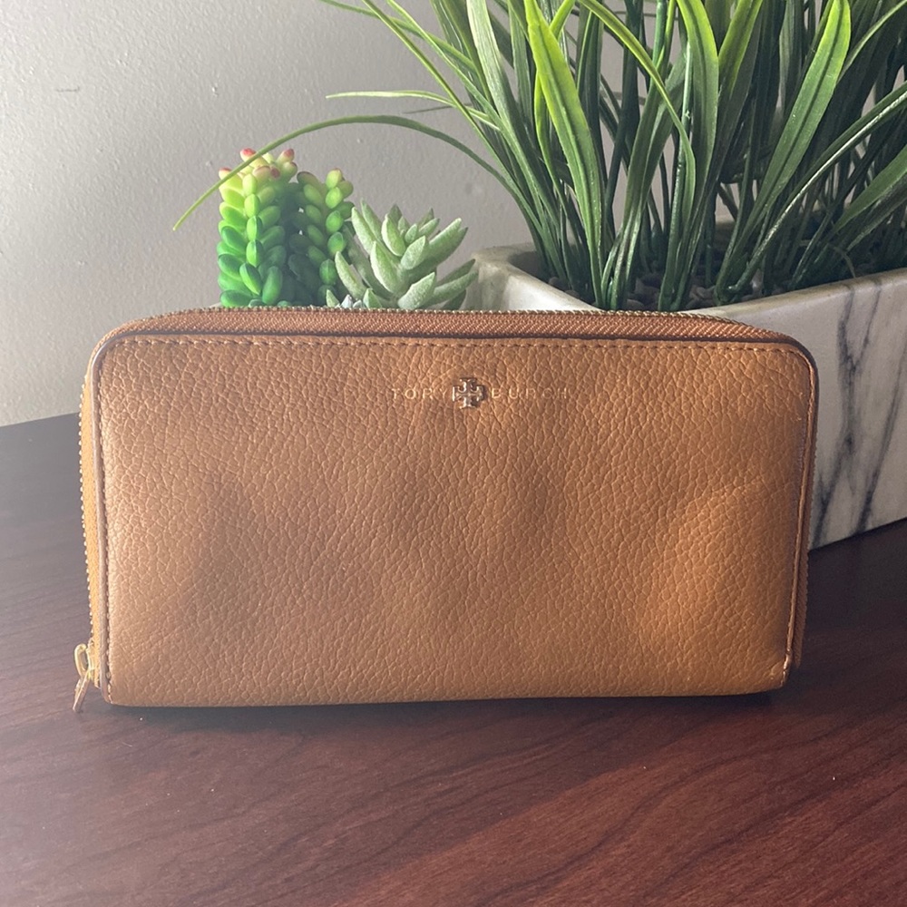 Tory Burch Large Wallet